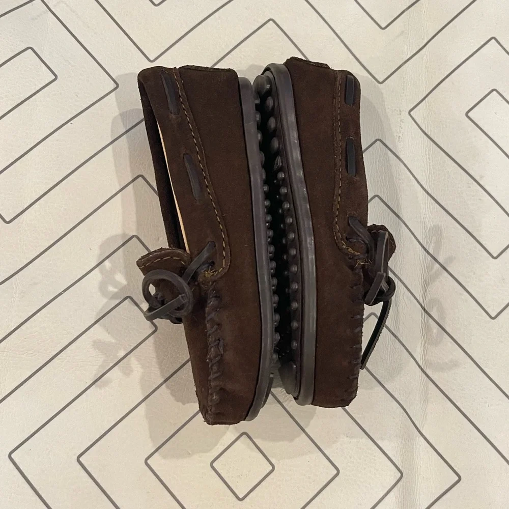 New Minnetonka Chocolate Brown Moccasins